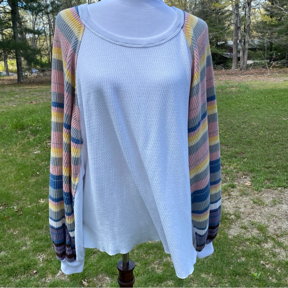 WE THE FREE TOP WHITE WAFFLE KNIT PINK YELLOW GRAY LONG BALLOON SLEEVES SIZE L